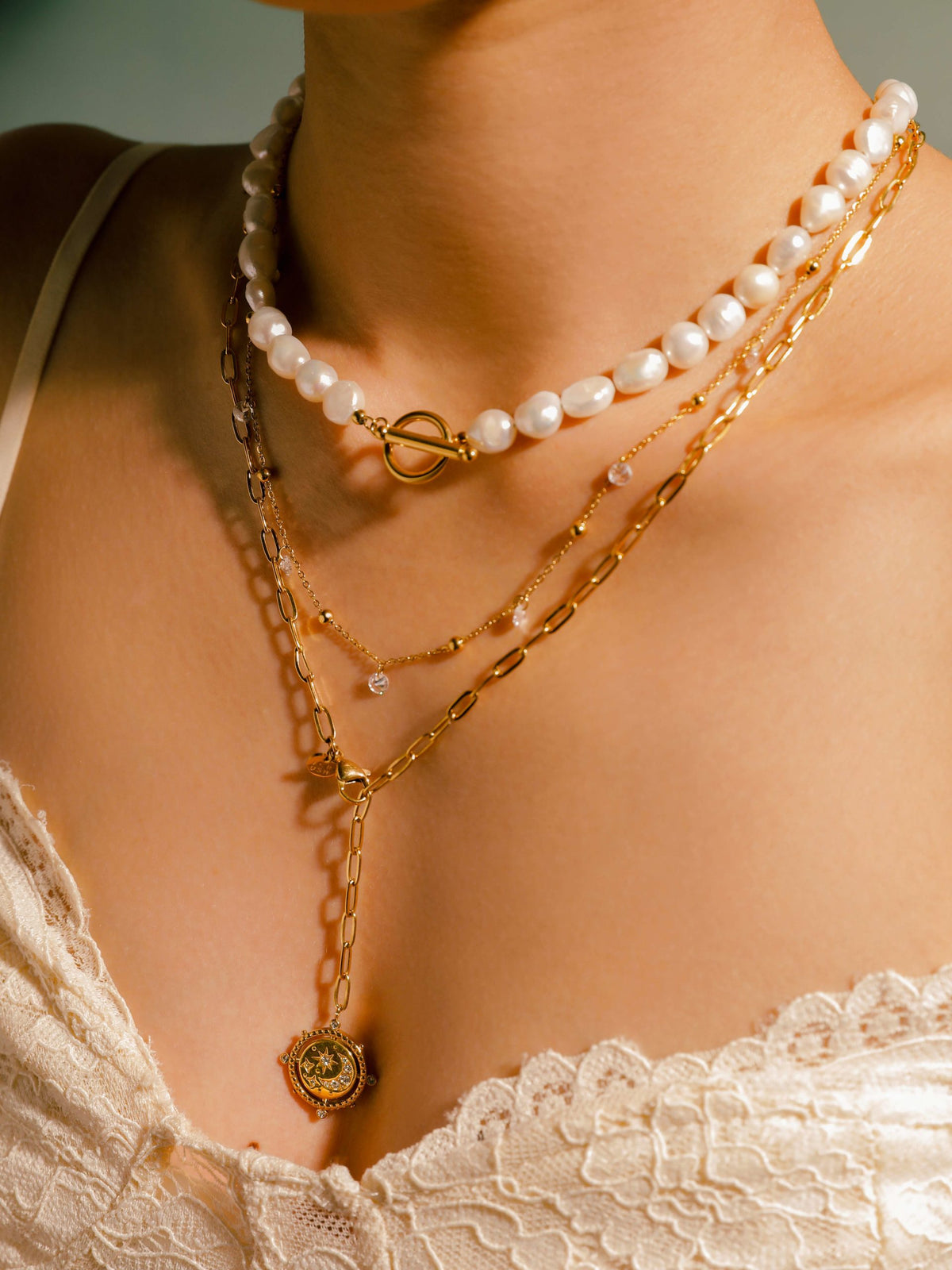 Pearl Necklace OT - Classic Elegance