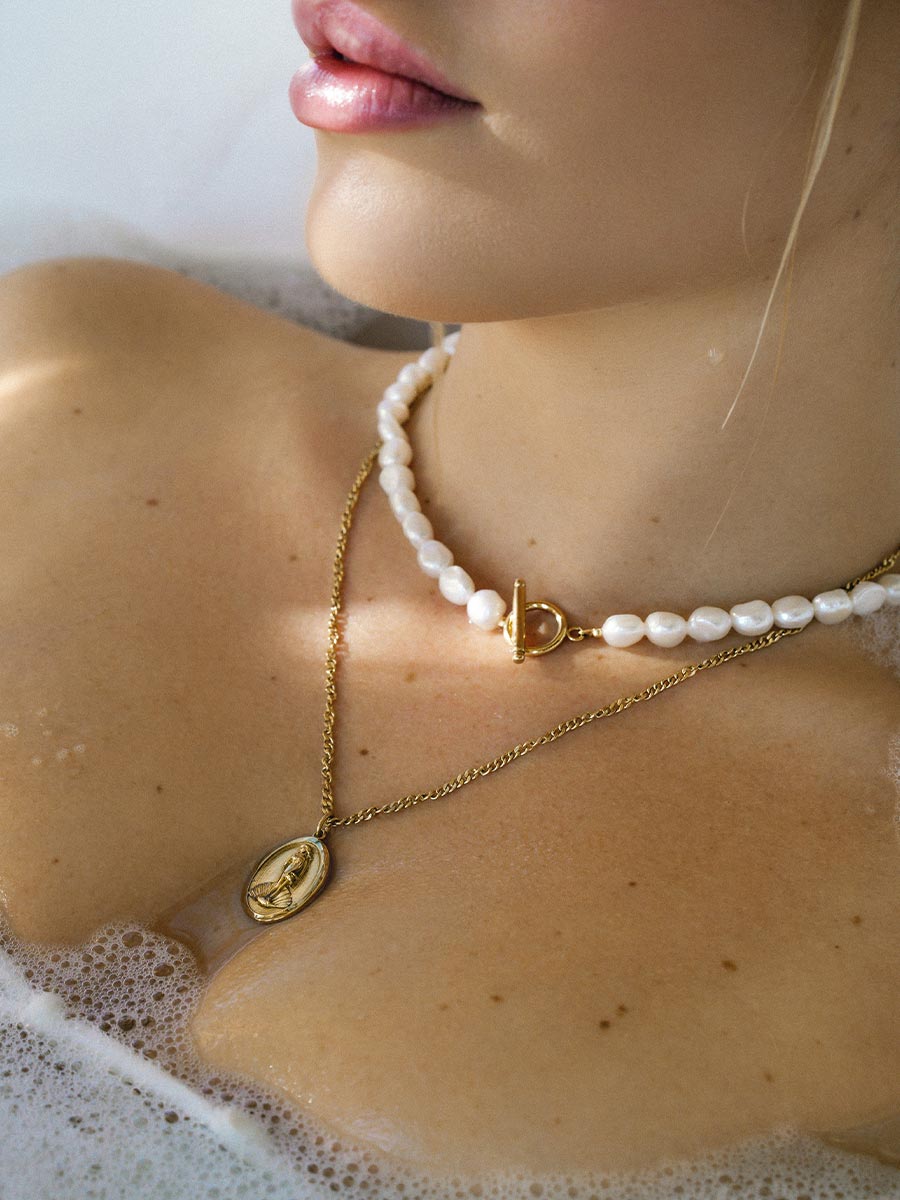 Pearl Necklace OT - Classic Elegance