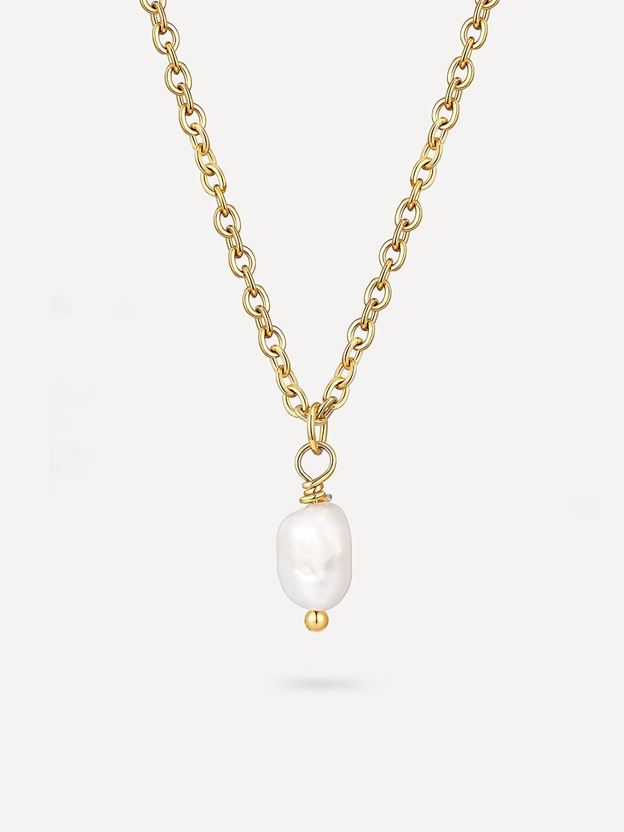 Minimalist Pearl Pendant Necklace