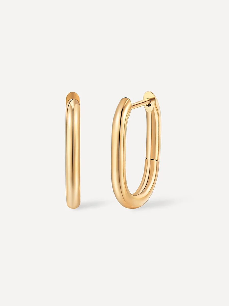Attractive "U" Earrings
