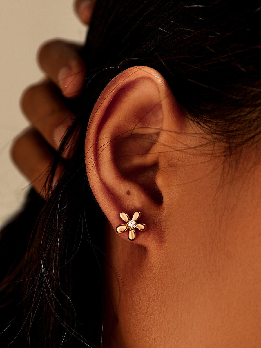 Elegant Flower Earrings