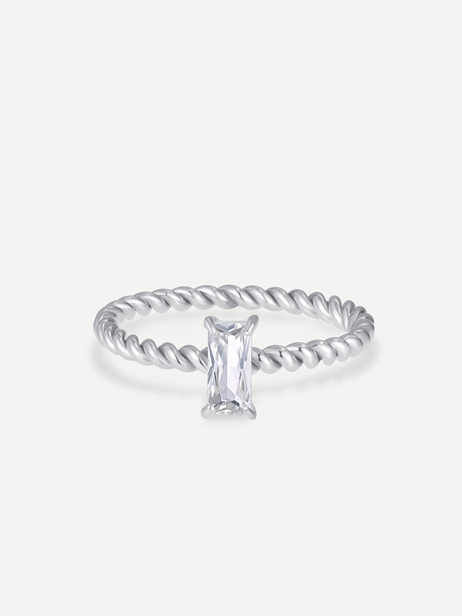 Anillo De Torsión Pura Y Preciosa