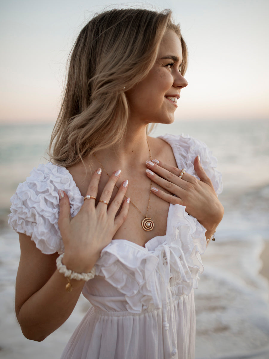Elegante Anillo De Perlas